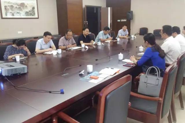 東方龍商務(wù)陪同全球性跨境電商投資選址項目方實地考察蘇州及南京園區(qū)，推進優(yōu)質(zhì)項目合作