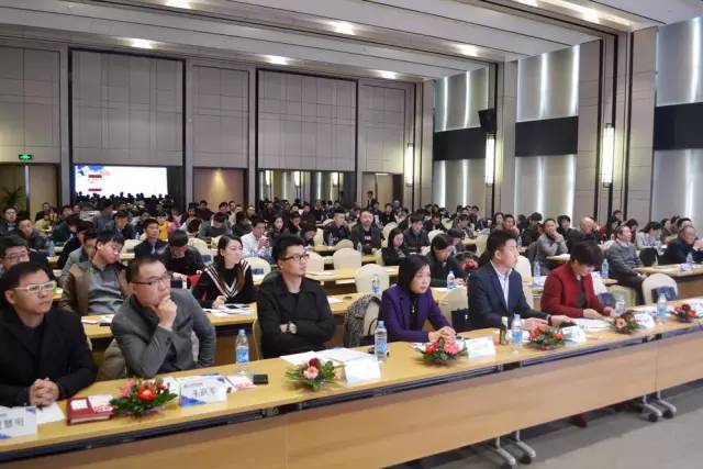 2015智慧園區(qū)大會(huì)圓滿成功,東方龍商務(wù)CEO陳谷音應(yīng)邀出席并精彩演講 2015智慧園區(qū)大會(huì)圓滿成功,東方龍商務(wù)CEO陳谷音應(yīng)邀出席并精彩演講