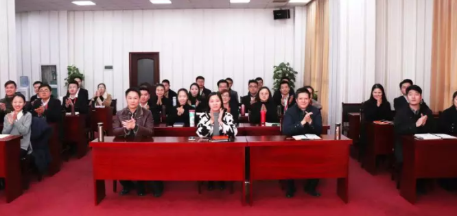 【評估會】東方龍商務舉行項目評估會,25個優(yōu)質項目經(jīng)評估可對接政府園區(qū),6個全國布點項目涵蓋戰(zhàn)略新興產業(yè) 【評估會】東方龍商務舉行項目評估會,25個優(yōu)質項目經(jīng)評估可對接政府園區(qū),6個全國布點項目涵蓋戰(zhàn)略新興產業(yè)