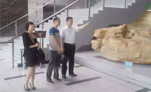 東方龍商務與國家級六安經濟技術開發(fā)區(qū)簽定委托招商引資戰(zhàn)略合作協(xié)議 東方龍商務與國家級六安經濟技術開發(fā)區(qū)簽定委托招商引資戰(zhàn)略合作協(xié)議