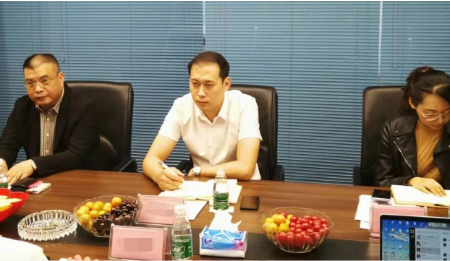 陪同政府園區(qū)對(duì)接考察智慧充電設(shè)備生產(chǎn)投資選址項(xiàng)目，精準(zhǔn)對(duì)接促進(jìn)雙方合作交流