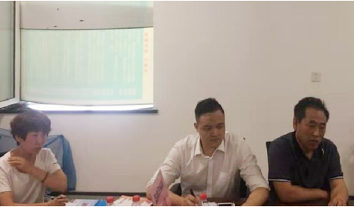 陪同政府園區(qū)赴品牌日化制造投資選址項目方對接考察，全面加快項目選址落地