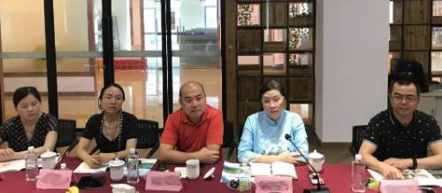 陪同政府園區(qū)赴鄉(xiāng)村振興農(nóng)旅投資選址項目方對接考察，雙方將持續(xù)推進(jìn)項目落地