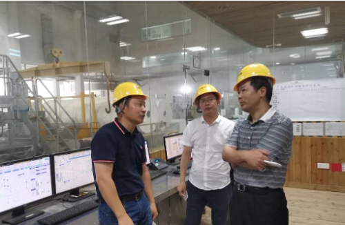 深圳分公司陪同政府園區(qū)對接考察上市企業(yè)快消品投資選址項(xiàng)目方，加快推進(jìn)項(xiàng)目落地進(jìn)程