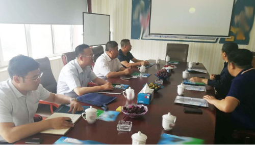 助推政府園區(qū)對接考察時尚橡膠雨鞋生產(chǎn)投資選址項(xiàng)目,強(qiáng)強(qiáng)聯(lián)合共推產(chǎn)業(yè)轉(zhuǎn)型 助推政府園區(qū)對接考察時尚橡膠雨鞋生產(chǎn)投資選址項(xiàng)目,強(qiáng)強(qiáng)聯(lián)合共推產(chǎn)業(yè)轉(zhuǎn)型