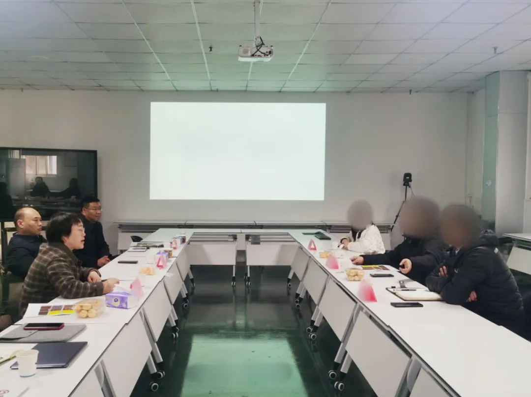 暢銷海內(nèi)外，產(chǎn)品線豐富！河南某地方政府實地對接品牌運動服裝生產(chǎn)擴建投資選址項目