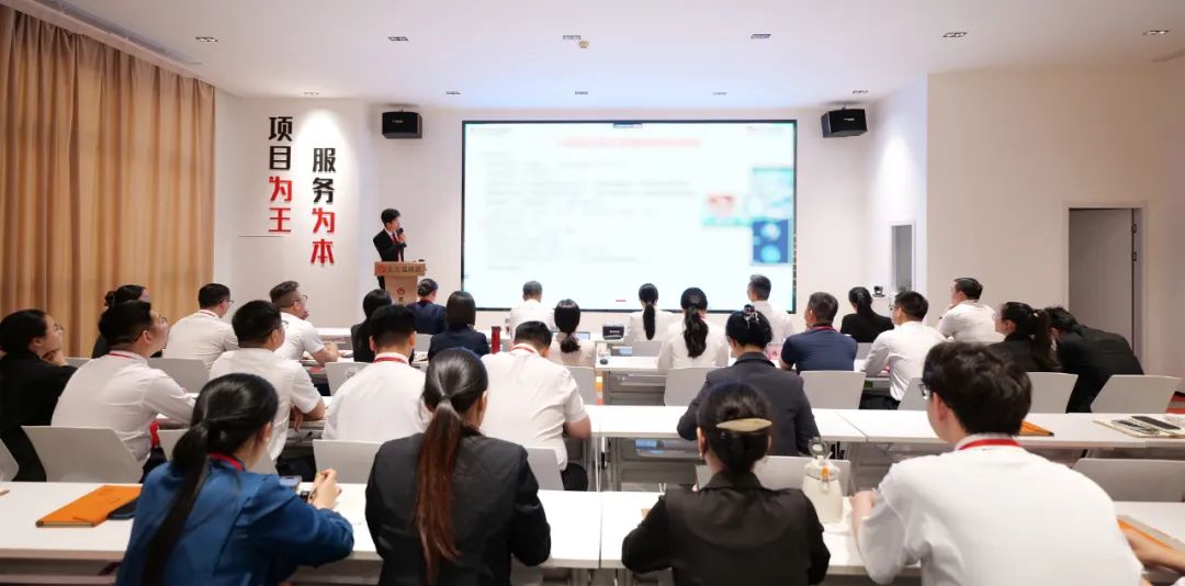 聚集大產(chǎn)業(yè)、大鏈主項(xiàng)目，帶動(dòng)大發(fā)展！5月下旬，集團(tuán)共31個(gè)優(yōu)質(zhì)投資選址項(xiàng)目通過評(píng)估